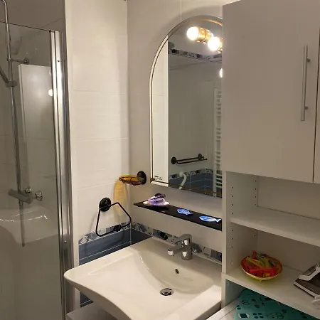 Le St Andre Conciergerie Leroy *